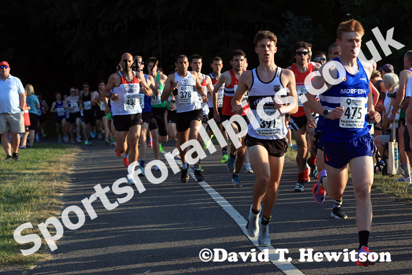 Senior Men and Men V40, 2026 Sunderland 5k, Silksworth, Sunderland. Photo: David T. Hewitson/Sports for All Pics